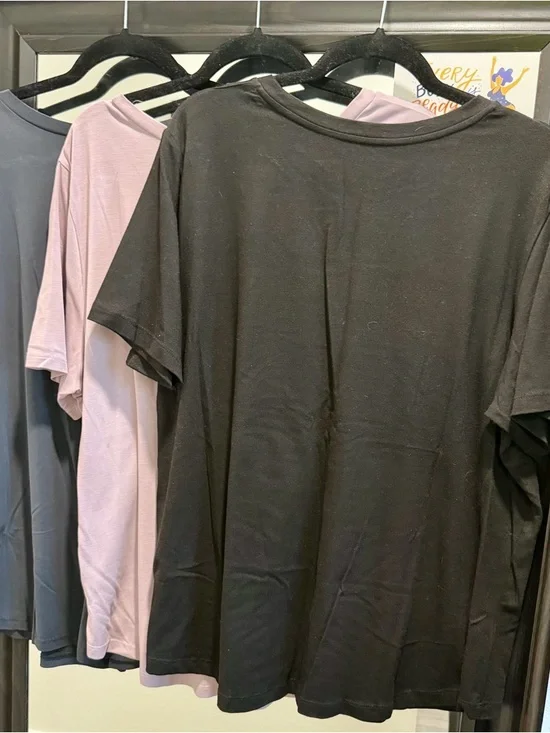 LOT OF 3 - Universal Standard Tee Rex Crew Neck Tee Shirt - US Size M (~18/20) - Picture 6 of 9